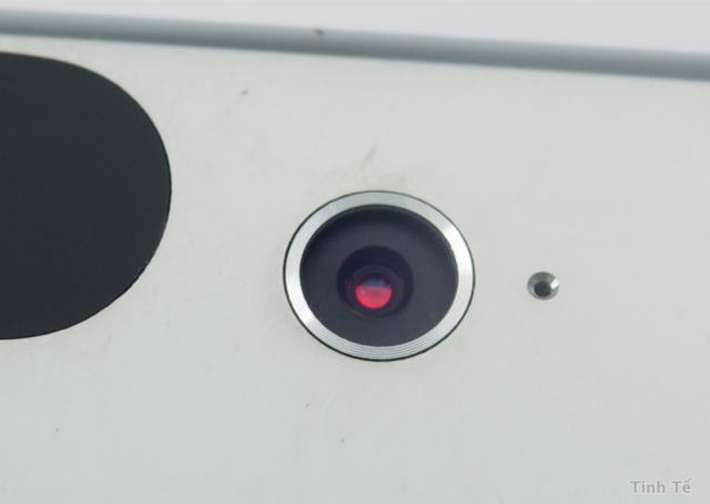 VIDEO: Future iPod touch Has Camera, At Last